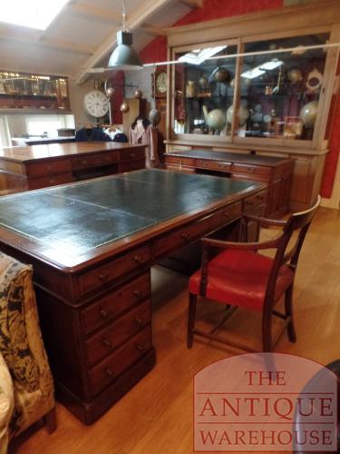 Antiek mahoniehouten Engels partnersbureau 3