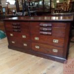 Antiek mahoniehouten ladekast uit drukkerij 1