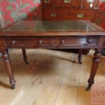 Antiek mahoniehouten schrijftafeltje 1