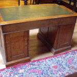 Antiek militair eiken bureau 1