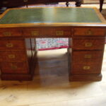 Antiek militair eiken bureau 3