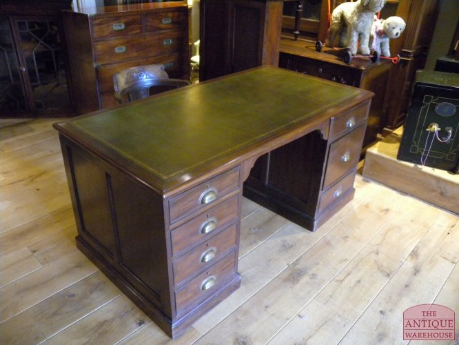 antiek "military"bureau, VERKOCHT