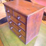 antiek miniatuur ladekastje 3