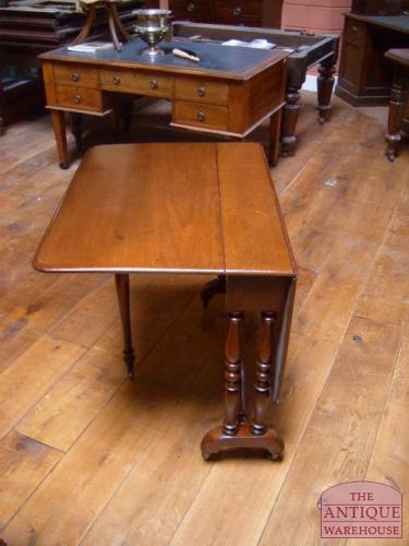 antiek tafel, Sutherland tafel, VERKOCHT