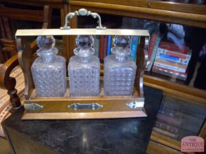 antiek tantalus, antiek karaffen