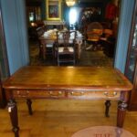 Antiek Victoriaans schrijftafeltje, leestafel, klein bureautje 1