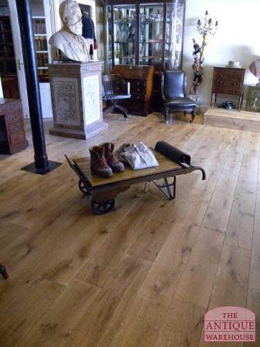 Antiek “winkelinrichting” 3