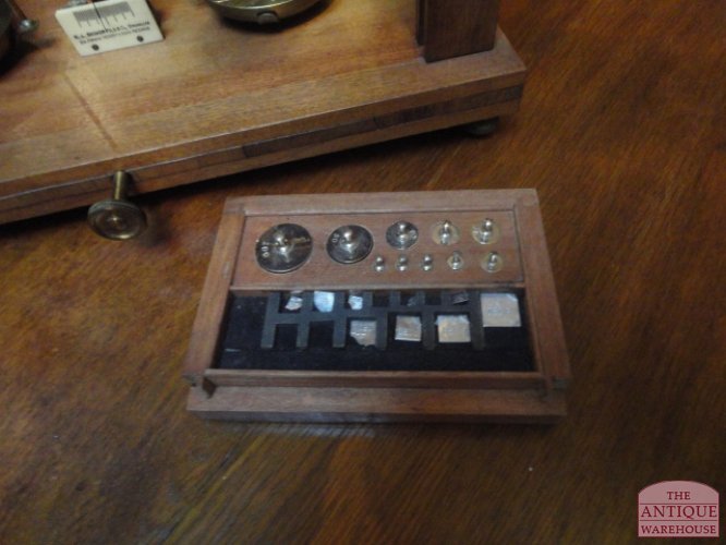 Antieke apothekersbalans, milligrambalans 3