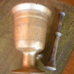 Antieke apothekers vijzel 2