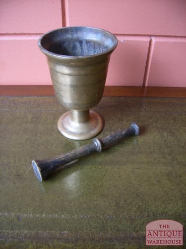 Antieke apothekers vijzel 3