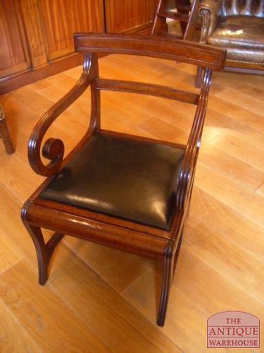 Antieke bibliotheek trap 3