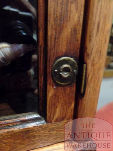 Antieke bibliotheek van Globe Wernicke met hoekelementen 3