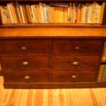 Antieke bibliotheek uit Warwick Castle 2