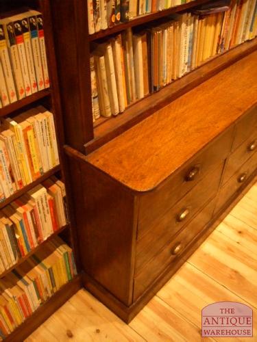 Antieke bibliotheek, laat 19de-eeuws 3