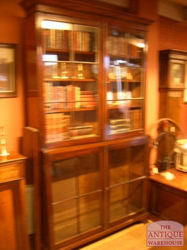 Antieke boekenkast, circa 1760 3