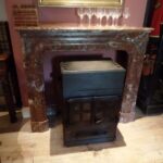 antieke bordeau rode marmeren schouw 3