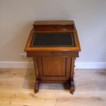 Antieke davenport, scheepsbureautje 2