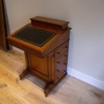 Antieke davenport, scheepsbureautje 3