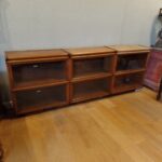 Antieke drievoudige bibliotheekkast van Globe Wernicke 1