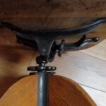 Antiker Eichen-Bürostuhl 2