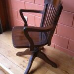 Antieke eiken bureaustoel, circa 1920 1