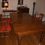 antieke eiken eettafel met tussenbladen 1