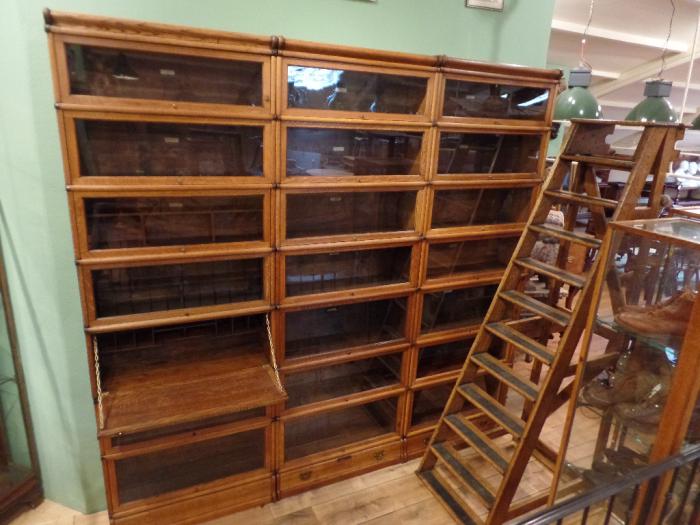 Antieke eiken Globe Wernicke opstelling 2