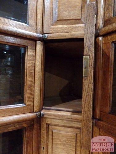 Antieke eiken hoek Globe Wernicke kast 2