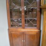 Antieke eiken hoekkast 2