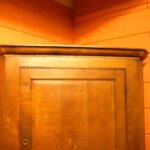 antieke eiken hoekkast 1