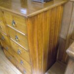 antieke eiken ladekast, Arts & Craft 3