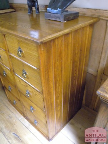 antieke eiken ladekast, Arts & Craft 3