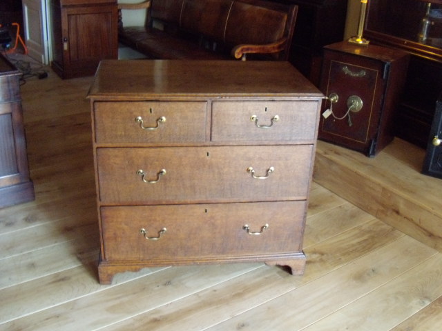 antieke eiken ladekast 3