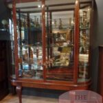 Antieke eiken mahoniehouten vitrine kasten 1