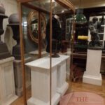 Antieke eiken mahoniehouten vitrine kasten 4