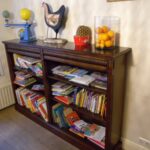 Antieke eiken open boekenkast 2