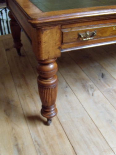 Antieke eiken schrijftafel, partners table 2