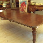 antieke eiken uitschuif eettafel afkomstig uit Engeland 1