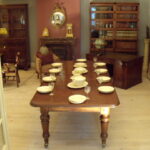 antieke eiken uitschuif eettafel afkomstig uit Engeland 2