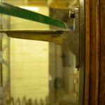 antieke eiken vitrine 1