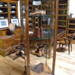 antieke eiken vitrine 2