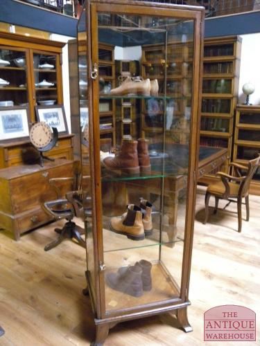 antieke eiken vitrine 2