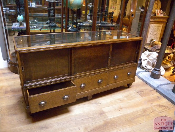 antieke eiken winkel vitrine 2