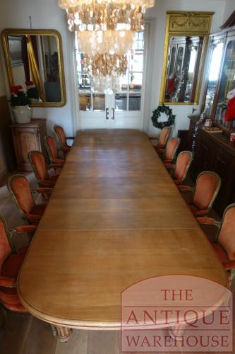 antieke eikenhouten coulissentafel afkomstig uit UK, max 20 personen,