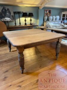 antieke eikenhouten coulissentafel,antieke uitschuiftafel  afkomstig uit Norfolk, max 14 personen