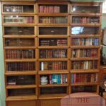 Antieke eikenhouten drievoudige Globe Wernicke boekenkast 1