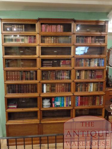 Antieke eikenhouten drievoudige Globe Wernicke boekenkast