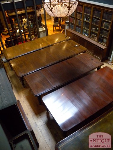 antieke eikenhouten en mahoniehouten coulissen  tafels