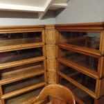 Antieke eikenhouten hoekopstelling van Globe Wernicke boekenkast systeem 1