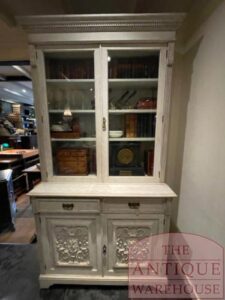 antieke  Engelse  boekenkast